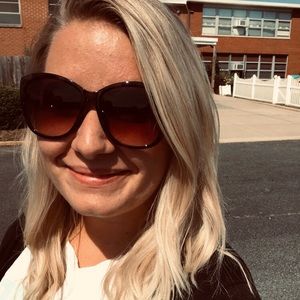 Meet your Posher, Marisa